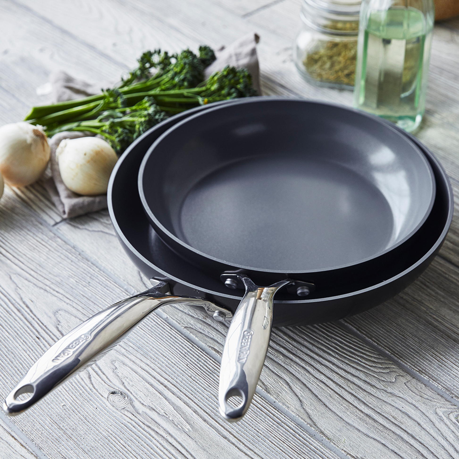 Greenpan Valencia Pro set 2-delig Koekenpannen 20cm + 26cm  Keramisch inductie pfas-vri vooraanzicht