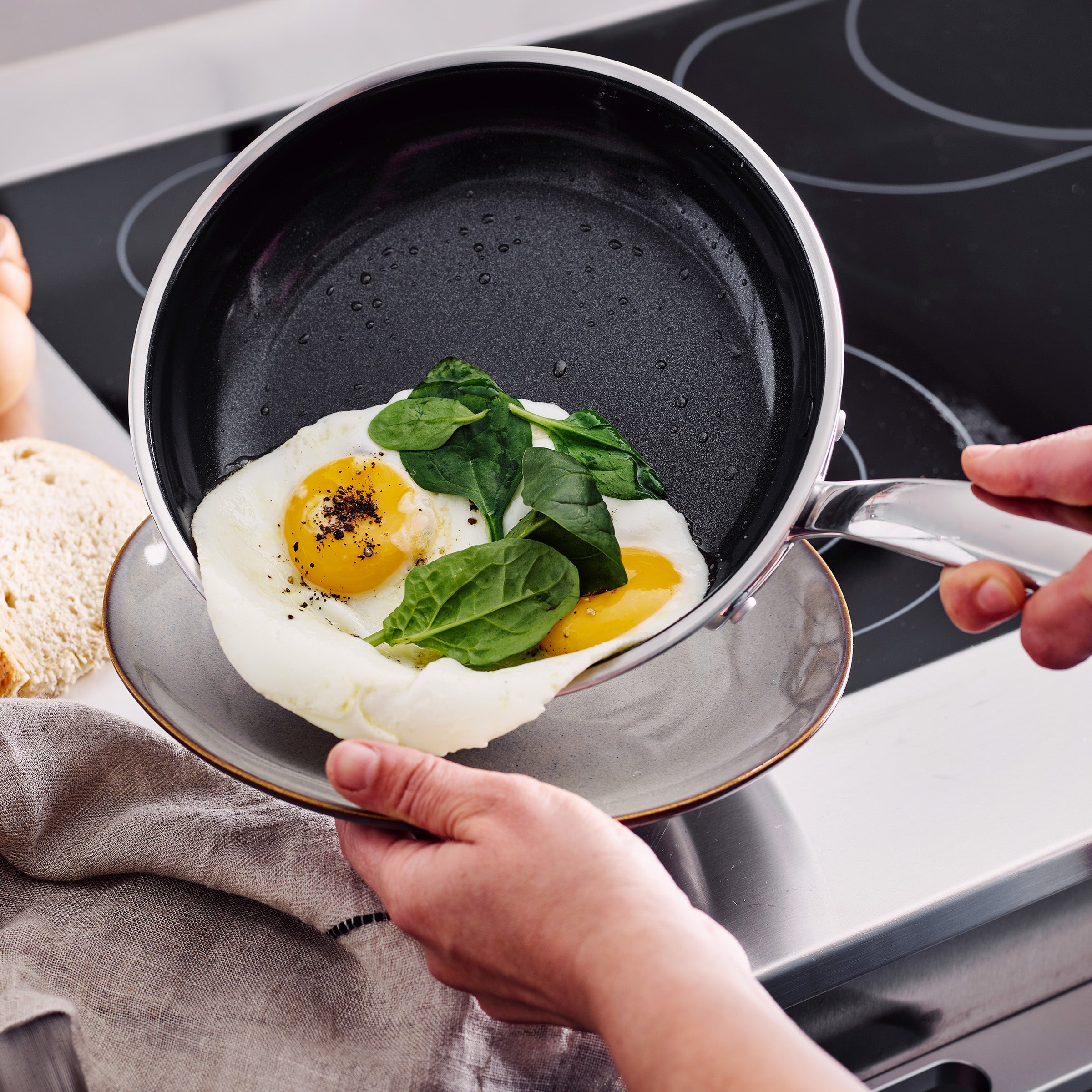 Greenpan Koekenpannen Brussels 3-delige Braadpannenset Keramisch inductie pfas-vri zijaanzicht