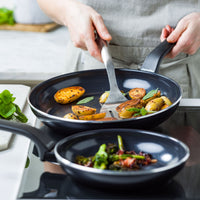 Essence 2-delige Braadpannenset 20+28 cm