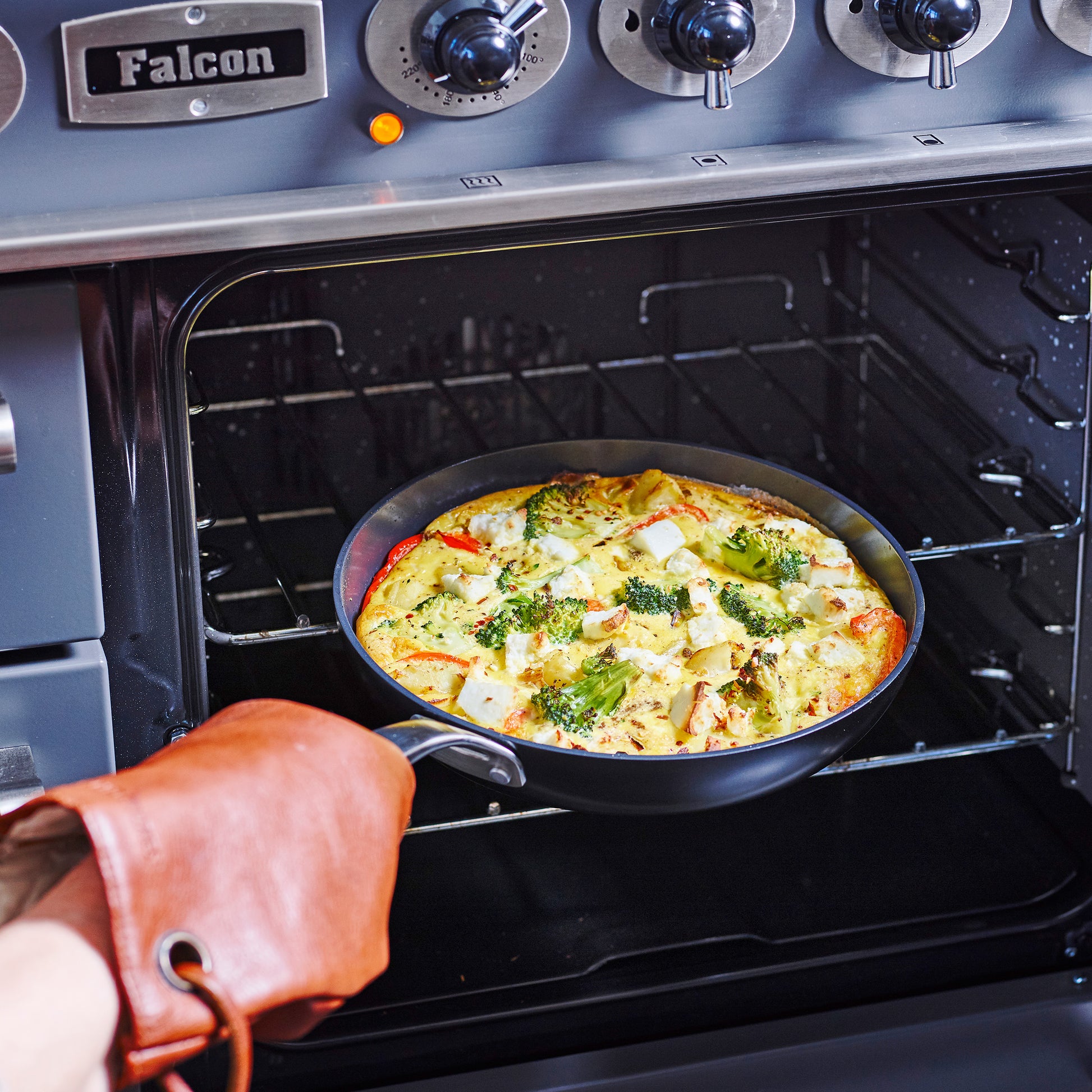 Copenhagen Koekenpannenset 2-delig 20+28cm zwart  in oven