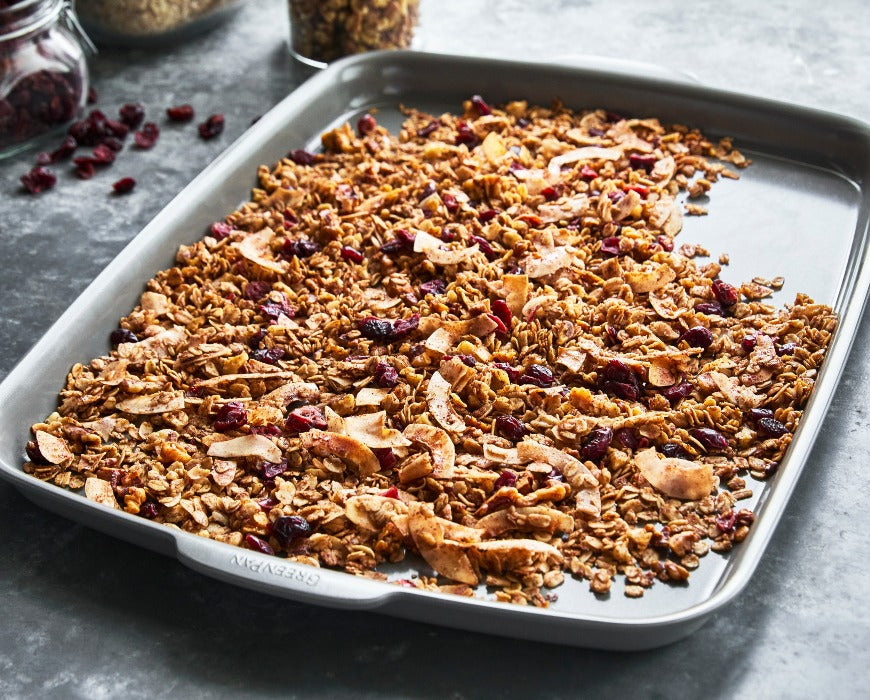 Veenbessengranola met pecannoten