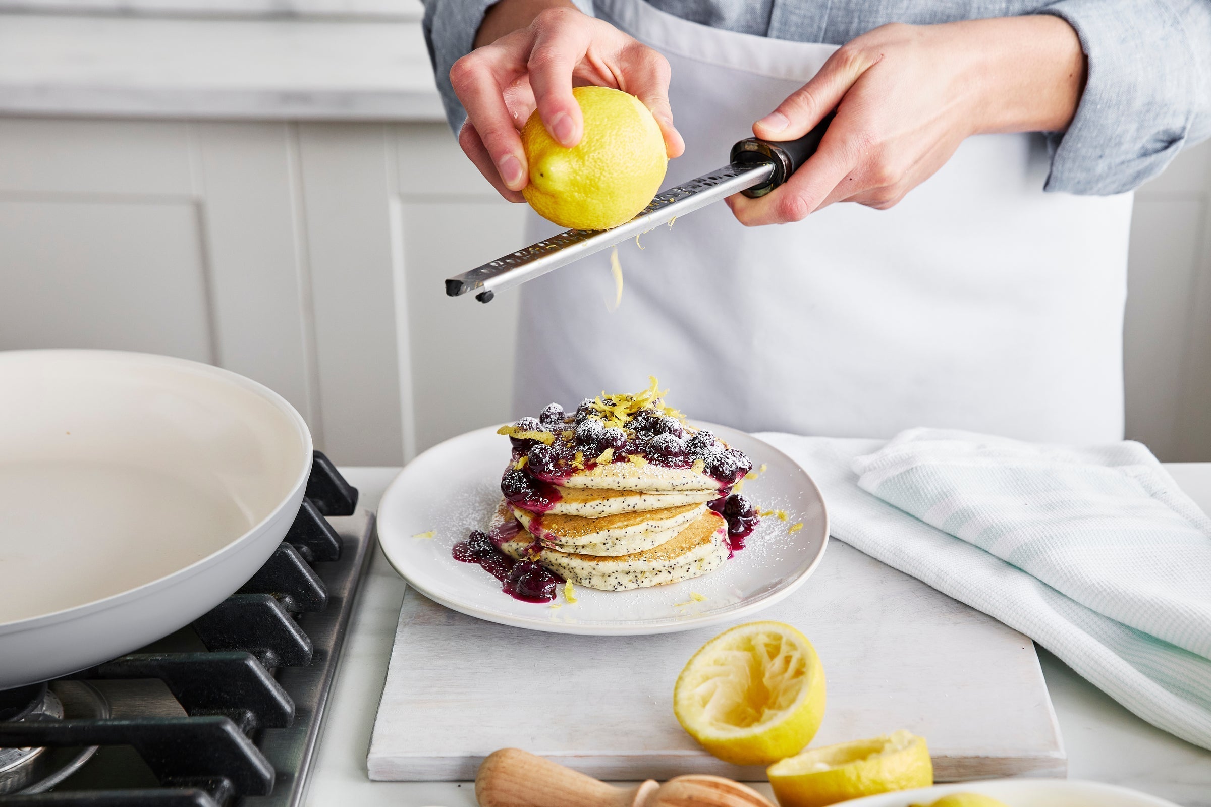 Pannekoeken met citroen en maanzaad