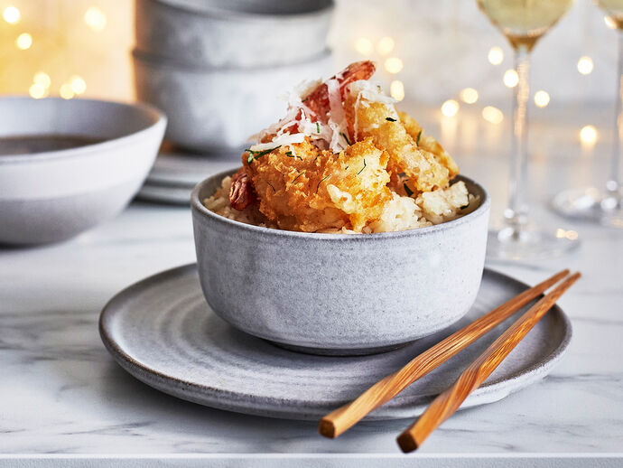 Tempura van garnalen en groenten