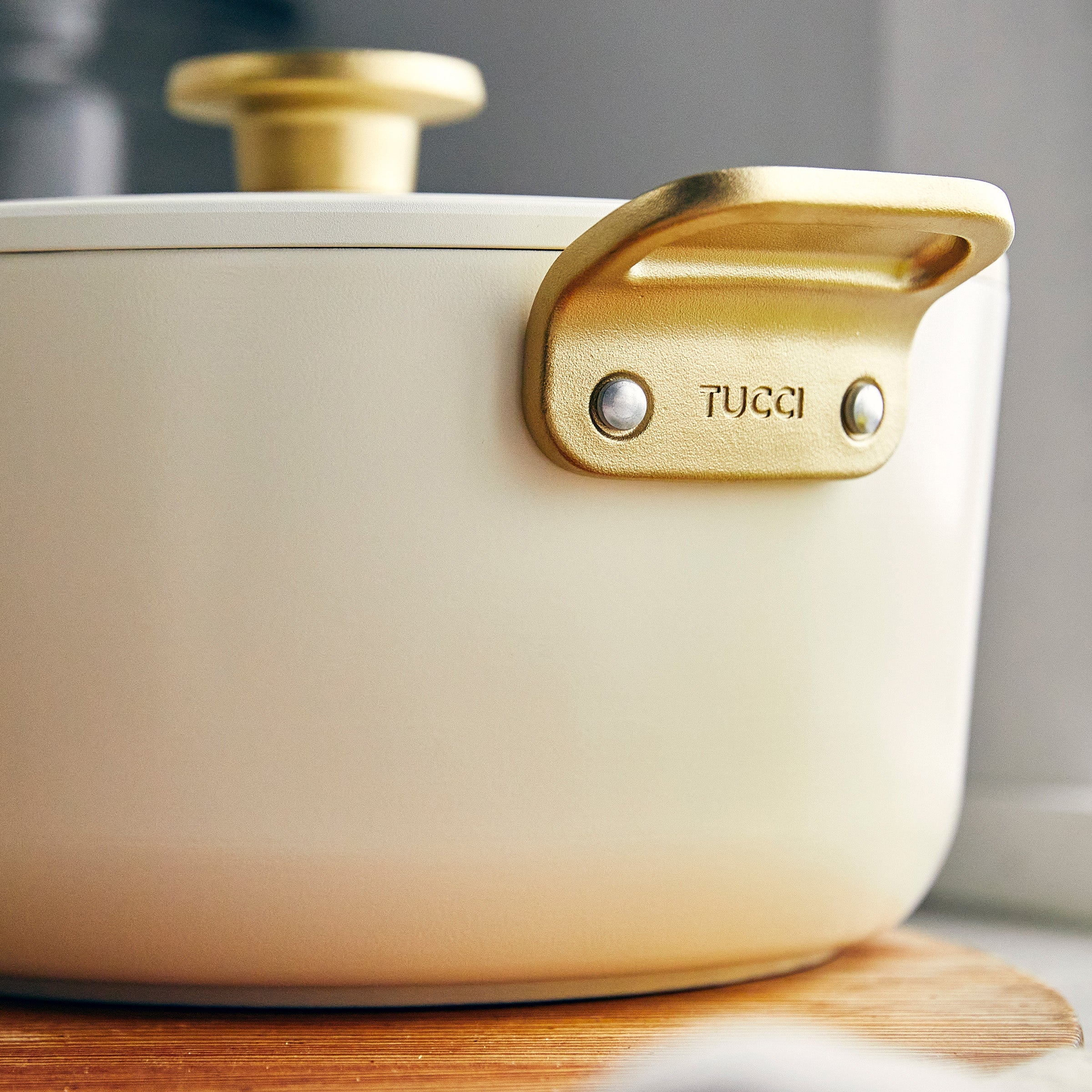 GreenPan™ Stanley Tucci™ Ceramic Nonstick 26cm/6.5L Dutch Oven, Carrara White