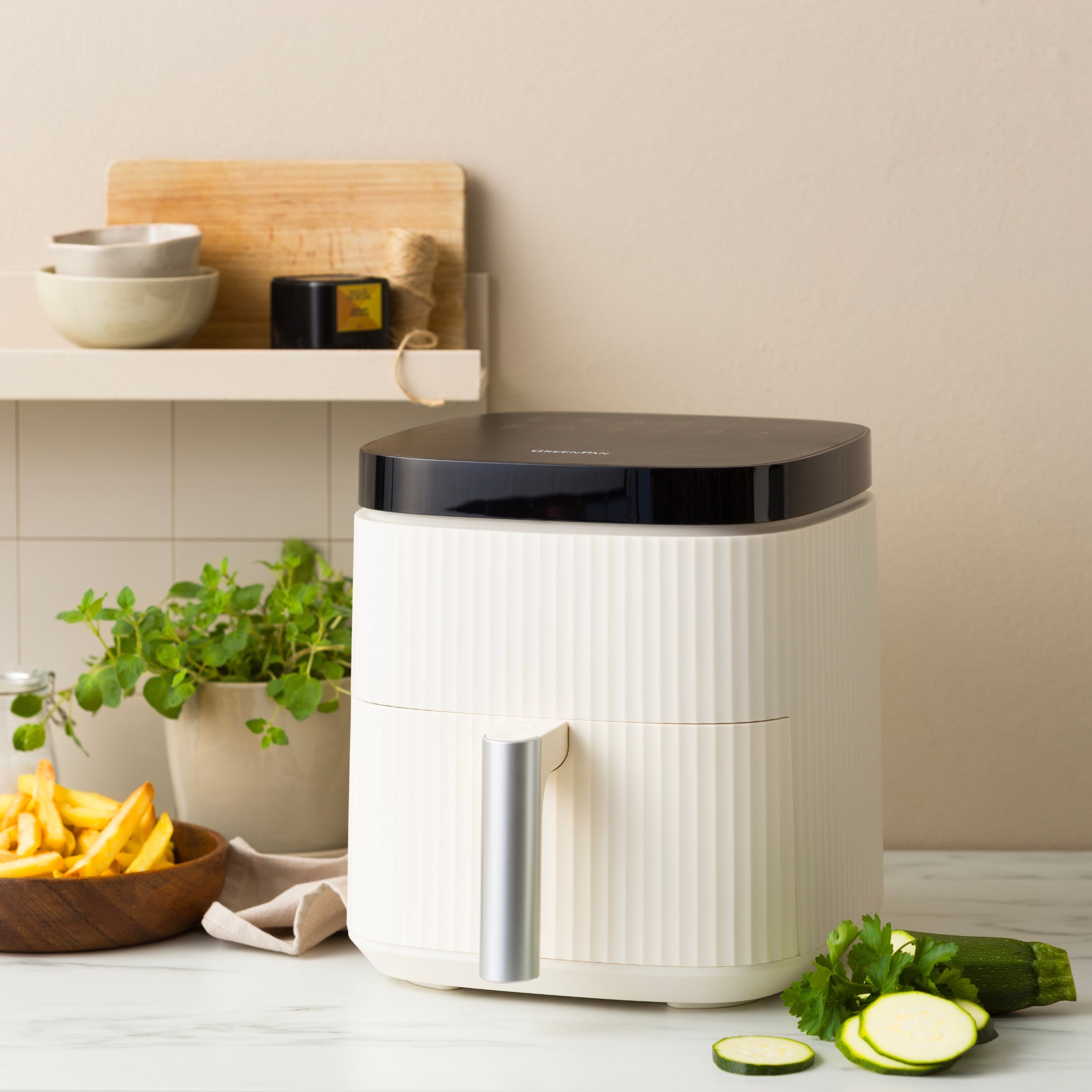 Bistro Silhouette XL Air Fryer Cream