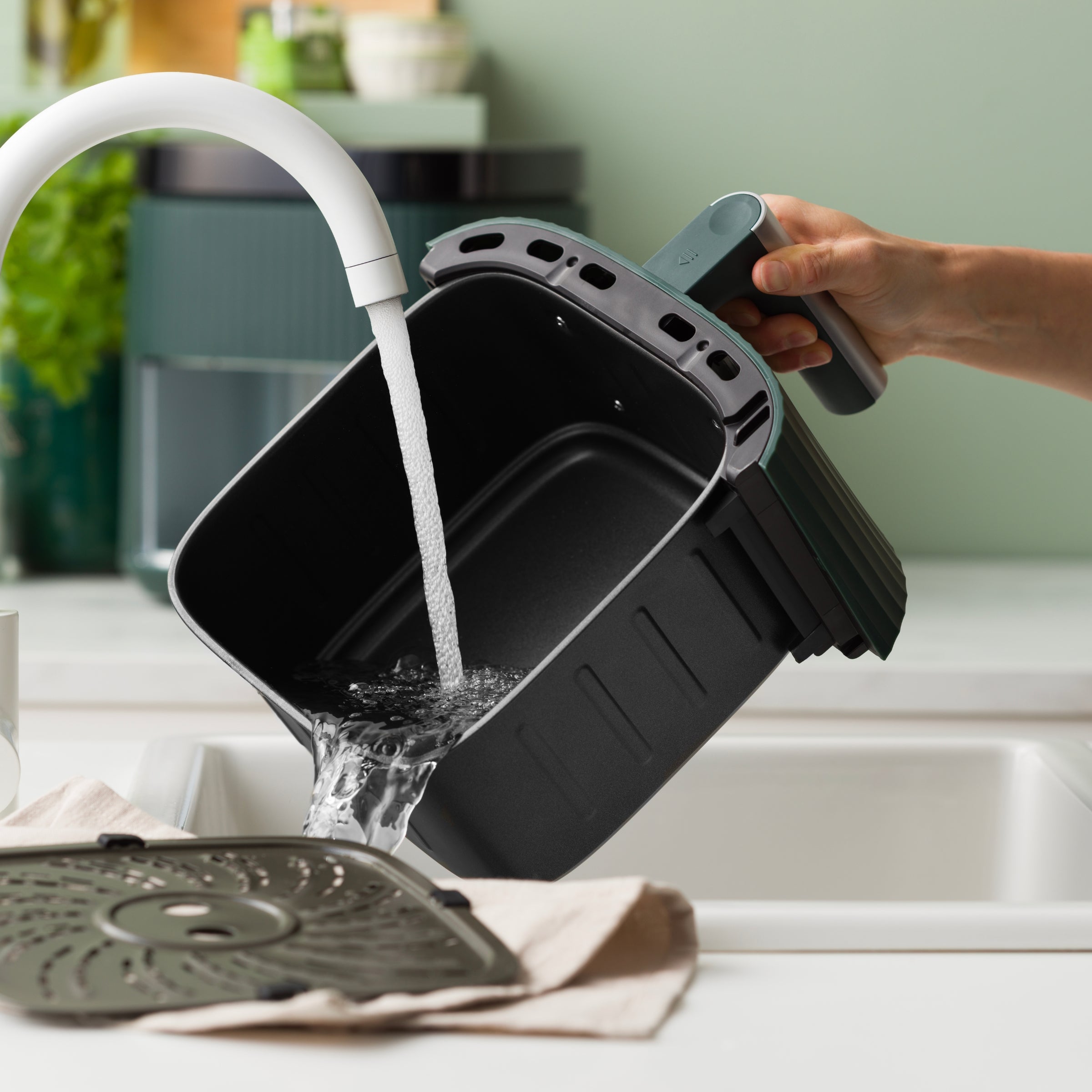 Bistro Silhouette XL Air Fryer Pine Green