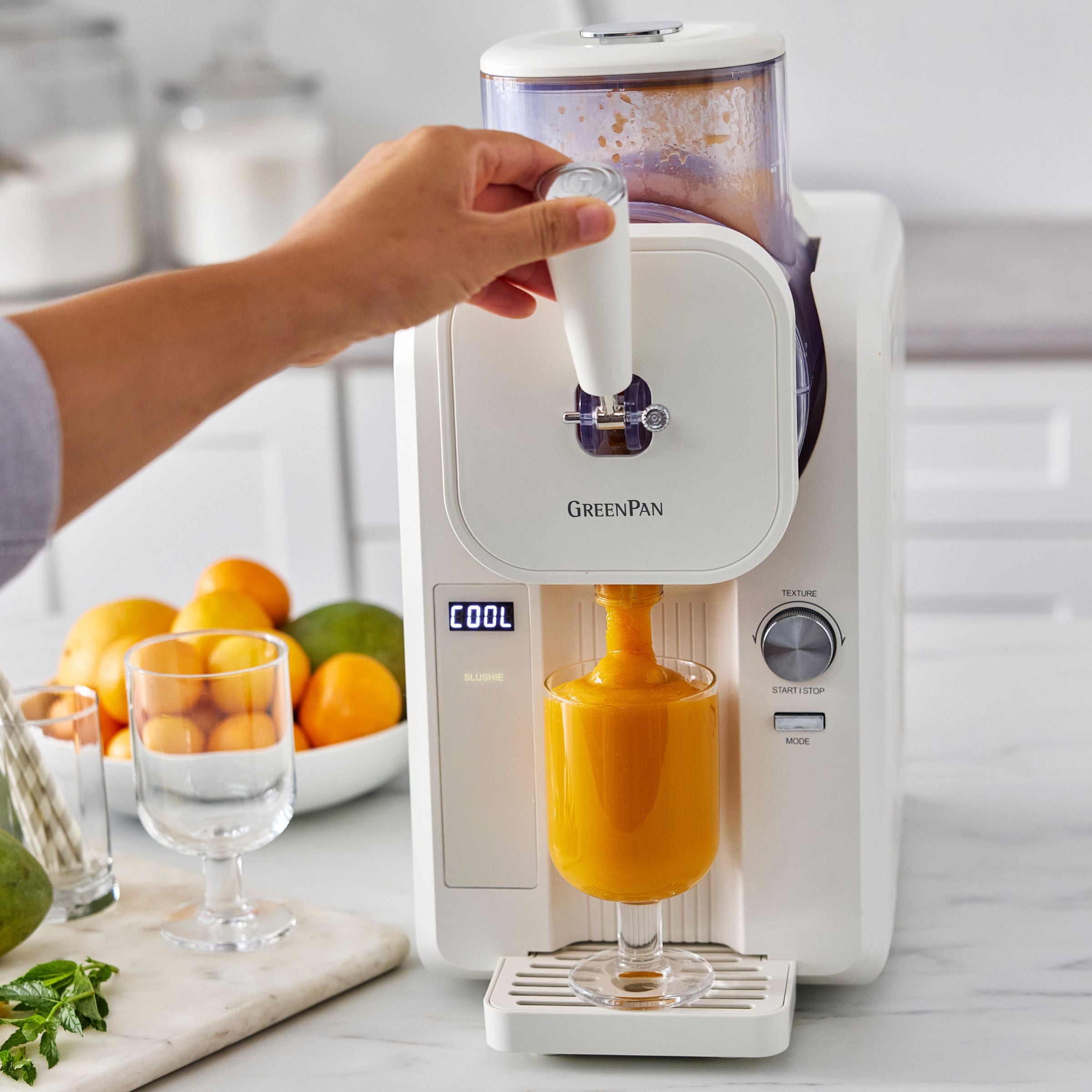 Snelle ijsmachine - Softijs & Frozen Drinks - Cream met Receptenboek