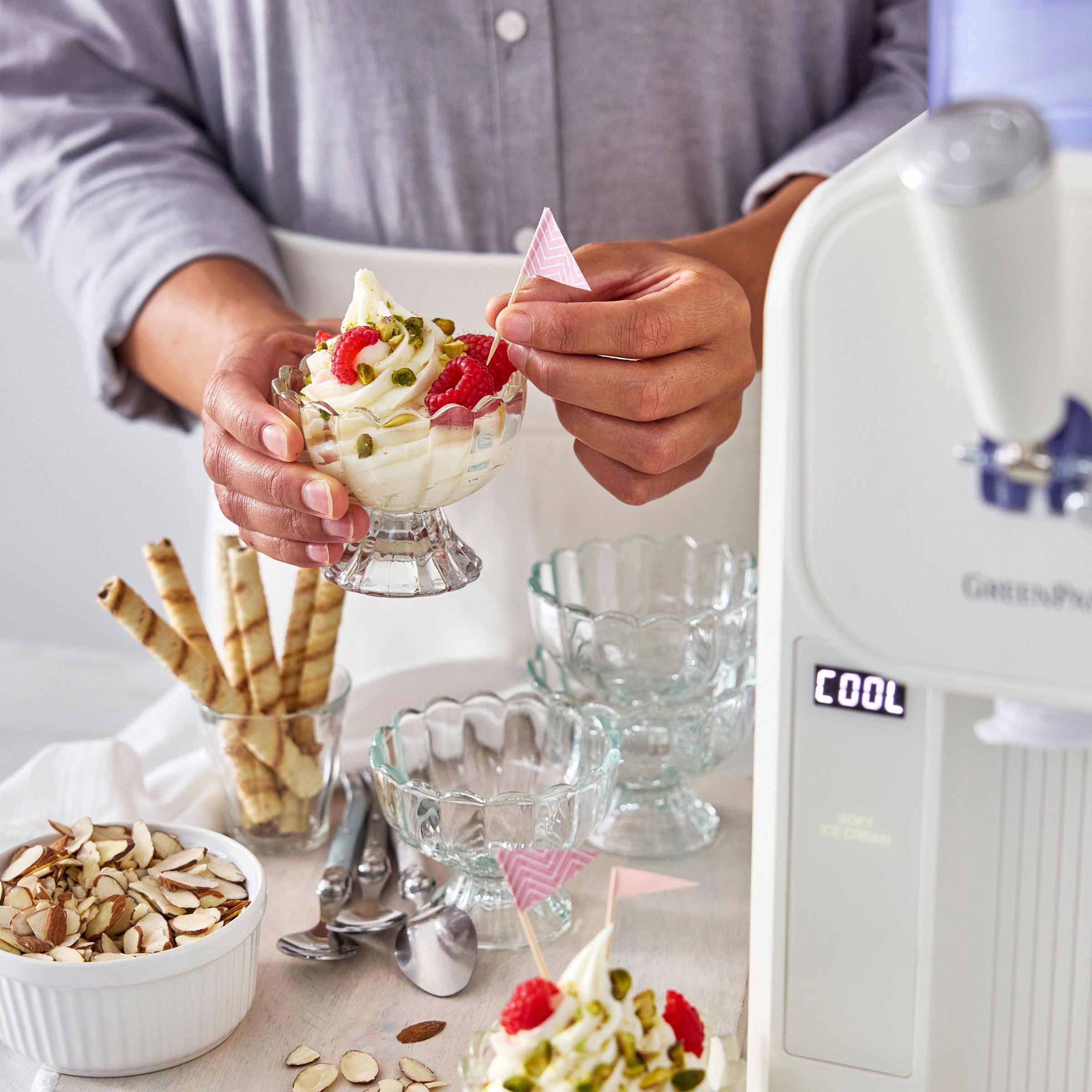 Snelle ijsmachine - Softijs & Frozen Drinks - Cream met Receptenboek
