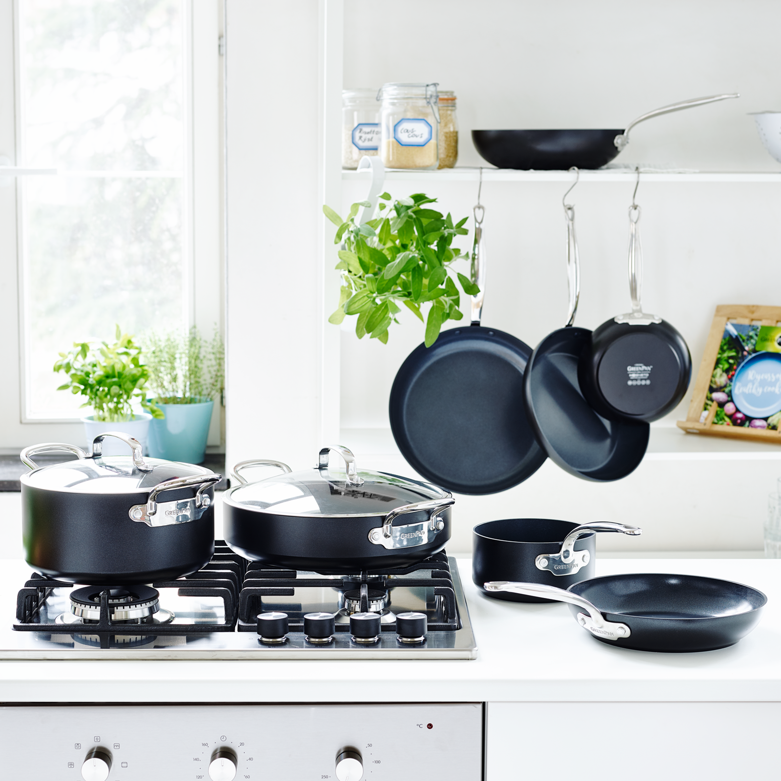 Barcelona 5-delige set 24+28+30cm zwart collectie in keuken