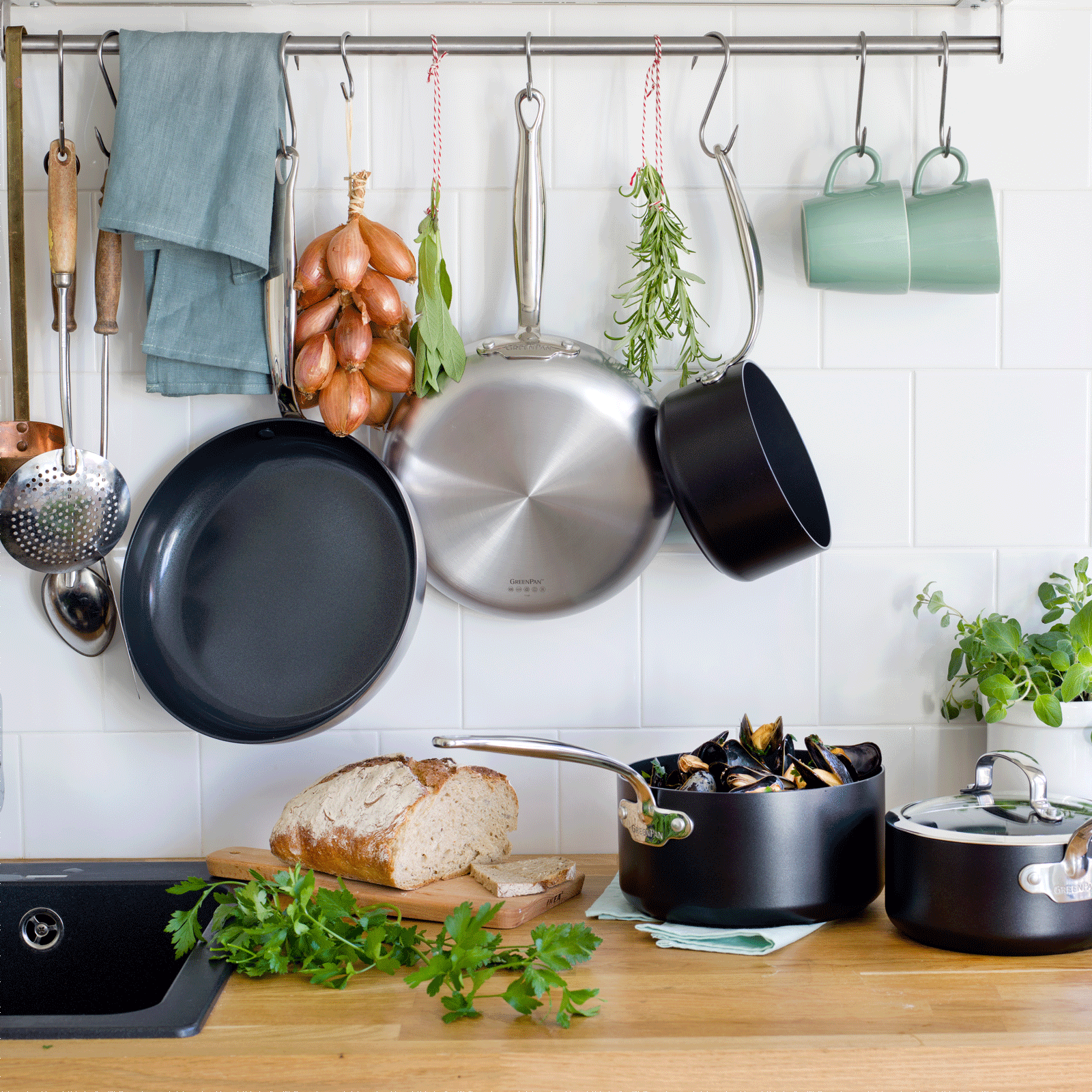 Greenpan Barcelona kookpannen met deksel 18 cm Keramisch inductie pfas-vri vooraanzicht 