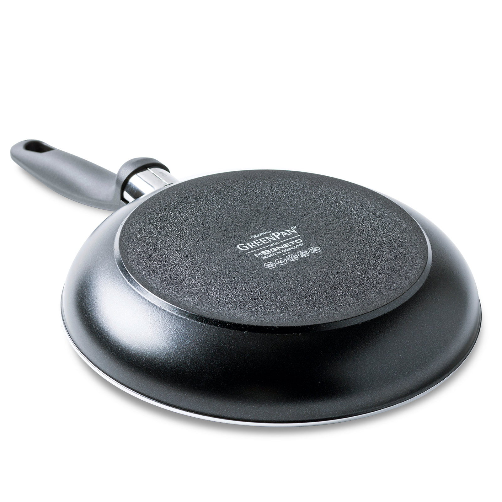  Cambridge Black Koekenpan 20cm zwart onderaanzicht