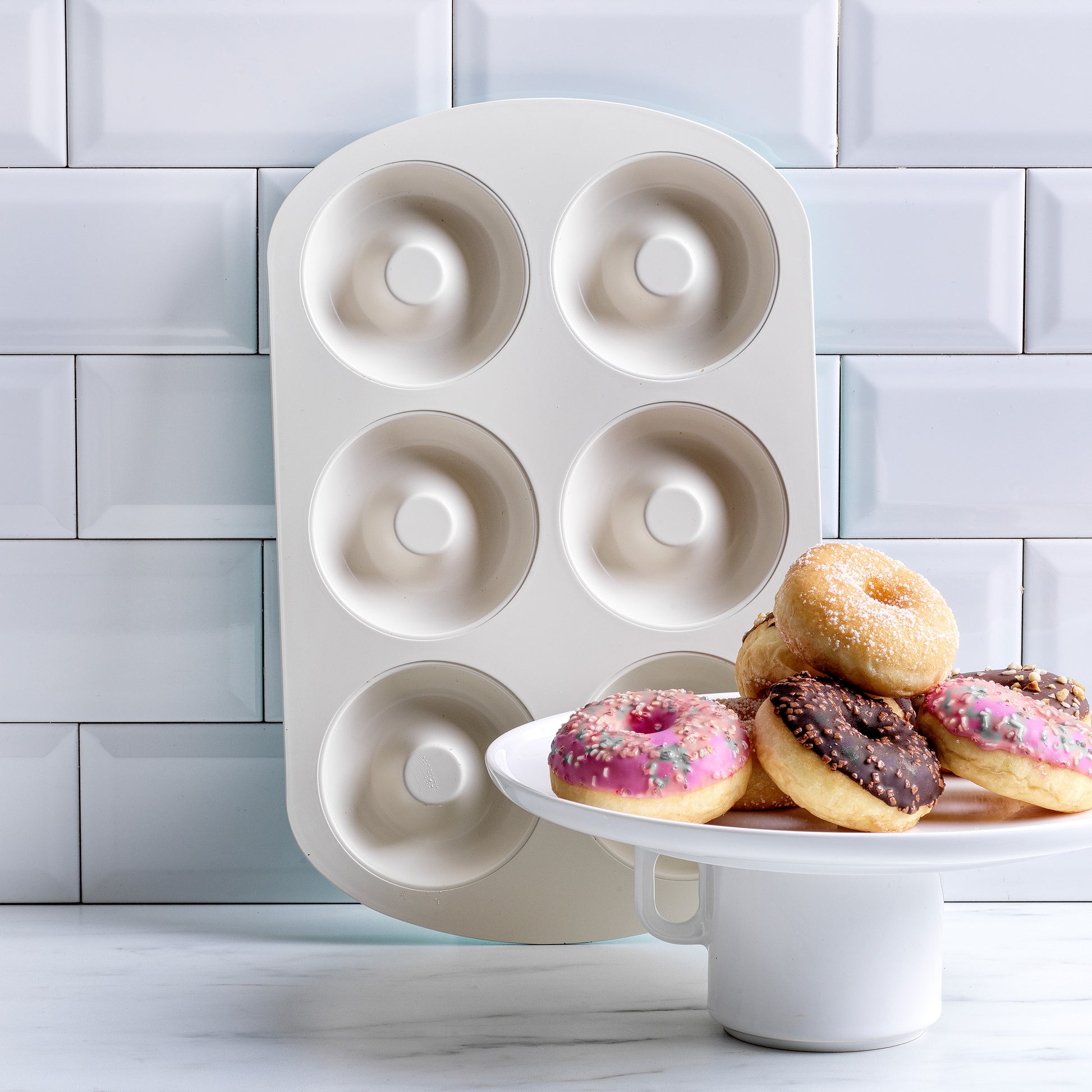 Contour Turquoise Bagel- en Donutplaat met donuts 