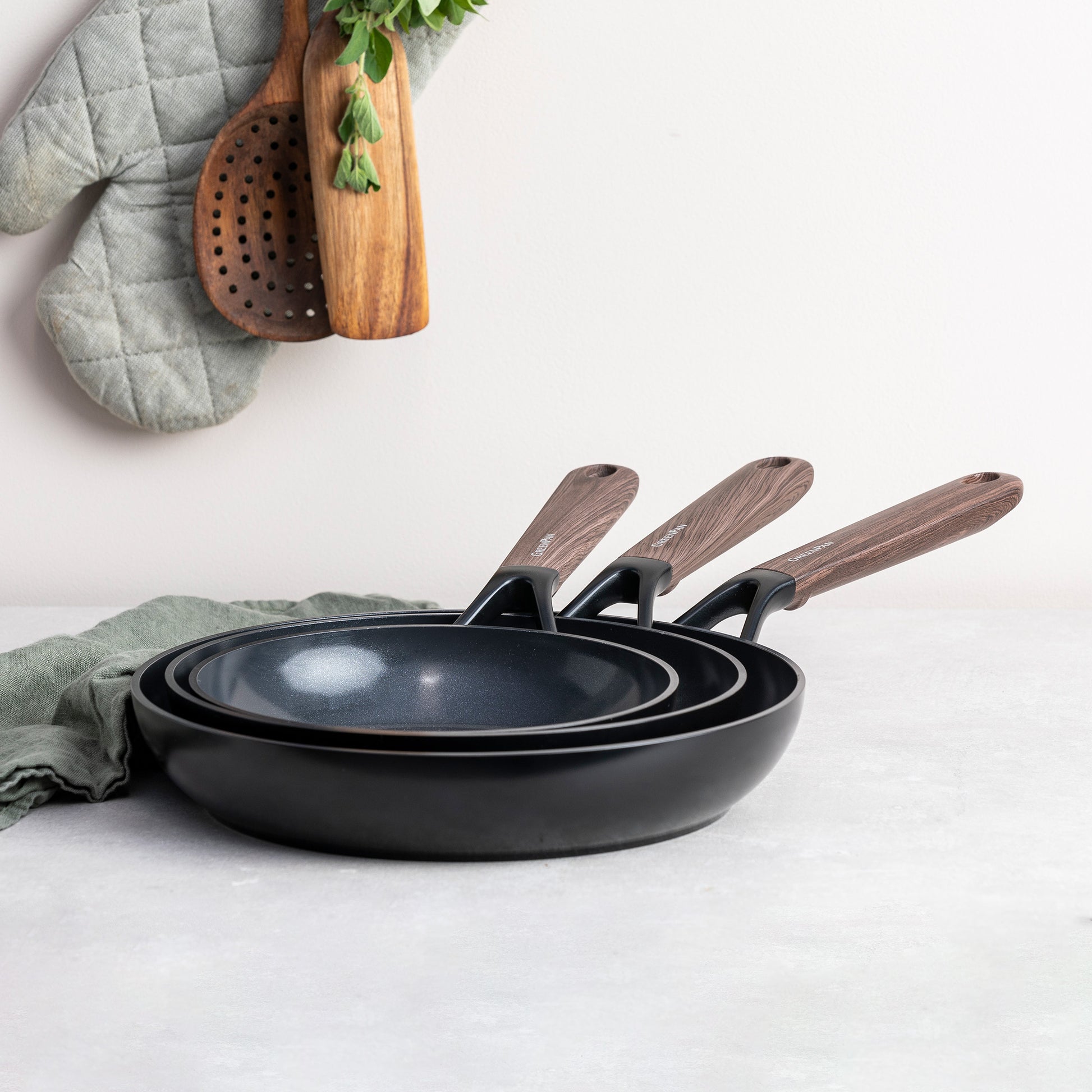 Eco-Smartshape Koekenpan Dark Wood 20cm zwart collectie