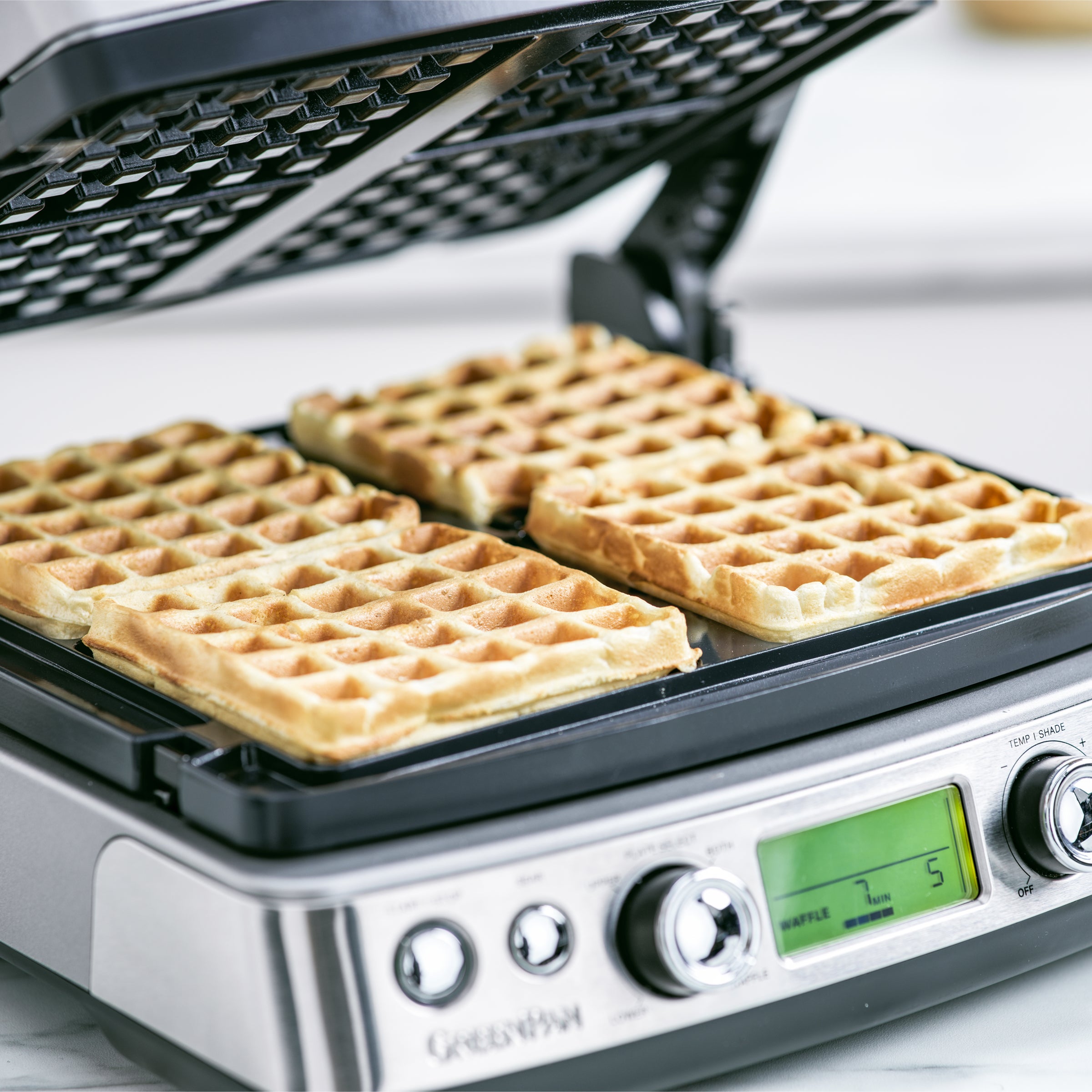 Contactgrill Stainless Steel met wafels