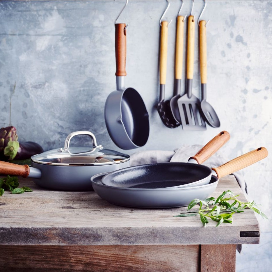 Mayflower Pro koekenpan 20cm grijs collectie