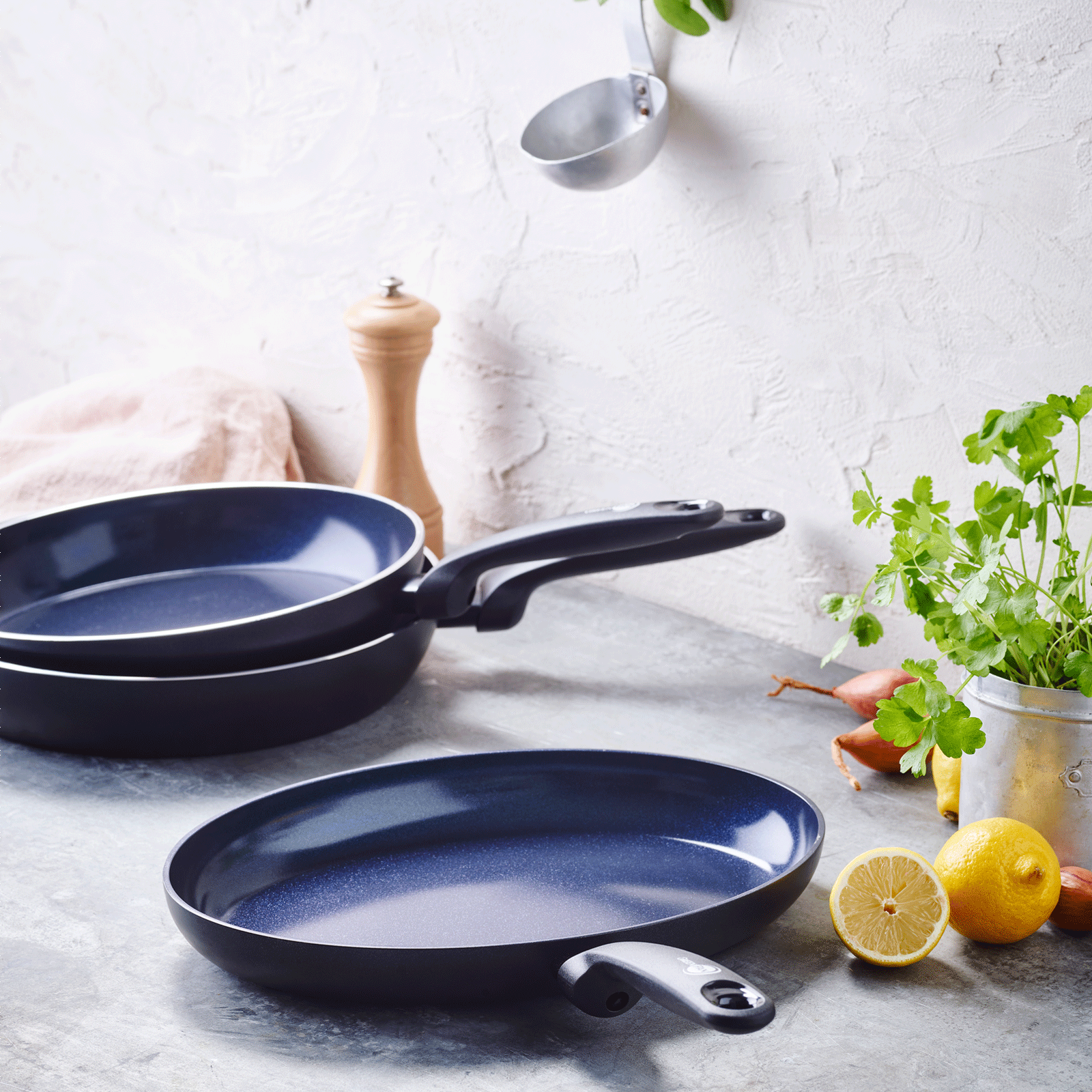 Torino Vispan 32cm zwart collectie